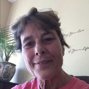 Meet your Posher, Constance